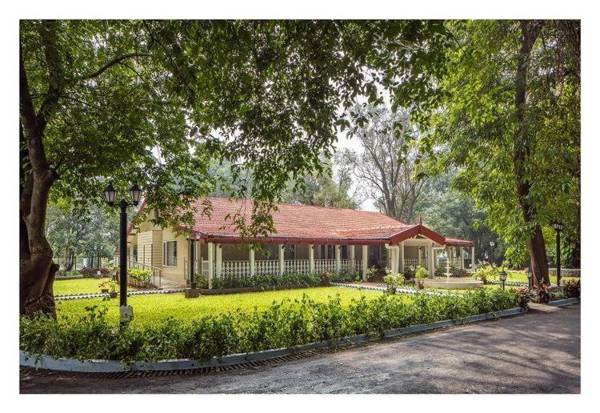 amã Stays & Sluice House Lonavala