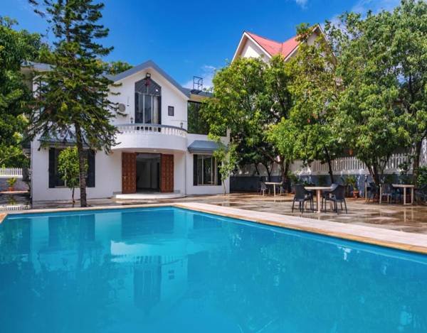 SaffronStays Anugraha