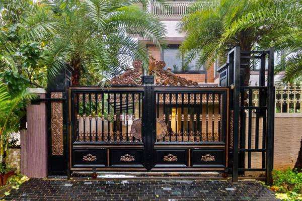 SaffronStays Evelyn Greens Lonavala