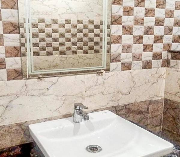 Naman Guest House By WB Inn