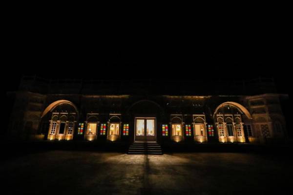 WelcomHeritage Bal Samand Lake Palace