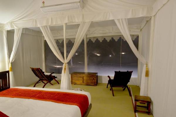 Dhora Desert Resort & Camp