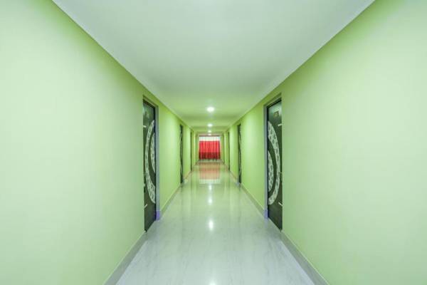 OYO Flagship 70422 Hotel Lokenath