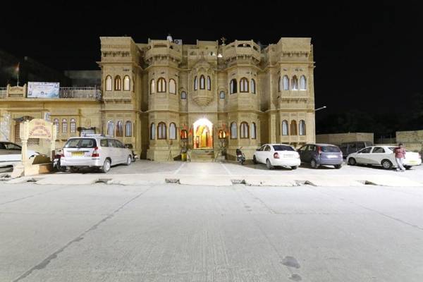 Hotel Lal Garh Fort And Palace