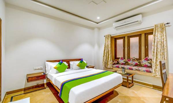 Treebo Trip Chandrangan Excellency Hanuman Circle