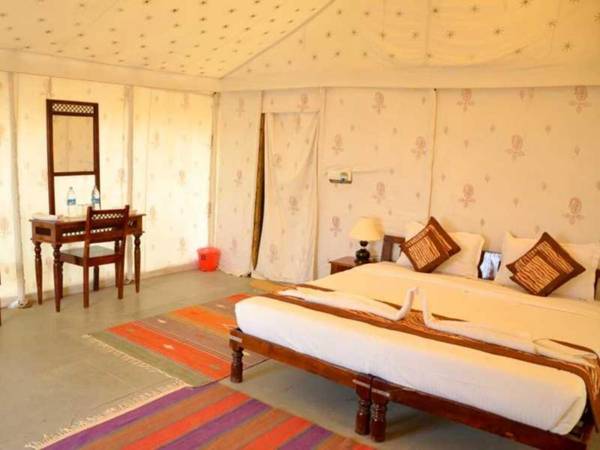 OYO 88119 Hotel Golden Heritage