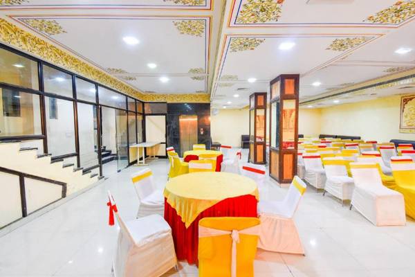 Hotel Laxmi Niwas