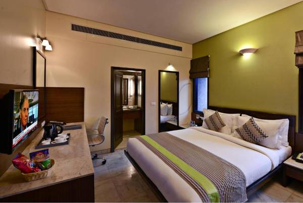 Leisure Inn Grand Chanakya