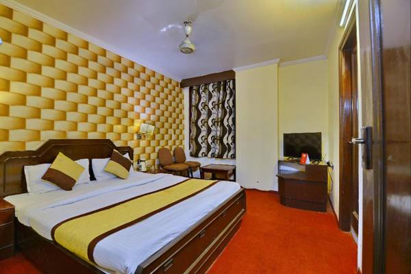 OYO 8412 Hotel Maharani Prime