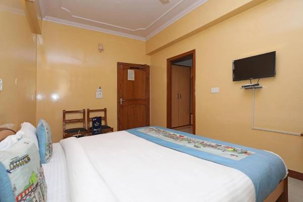 OYO Flagship 10282 Hotel Rishi