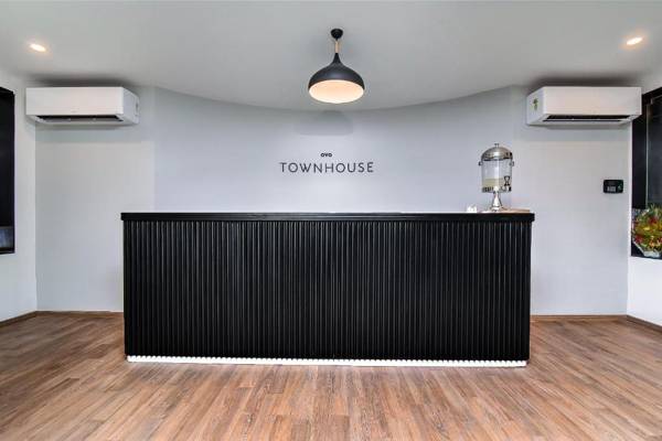 OYO Townhouse 051 Lal Kothi