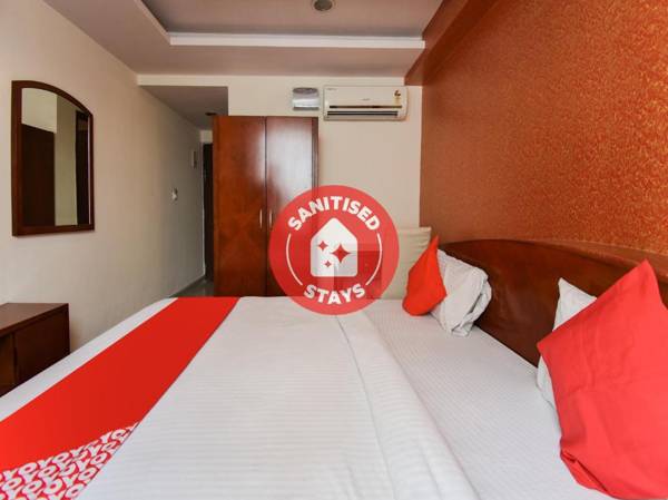 OYO Flagship 24040 Hotel Grand Decor