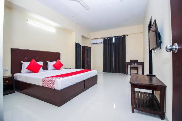 OYO 18433 Urban Ville