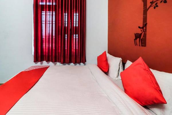 OYO 24228 Hotel Hans