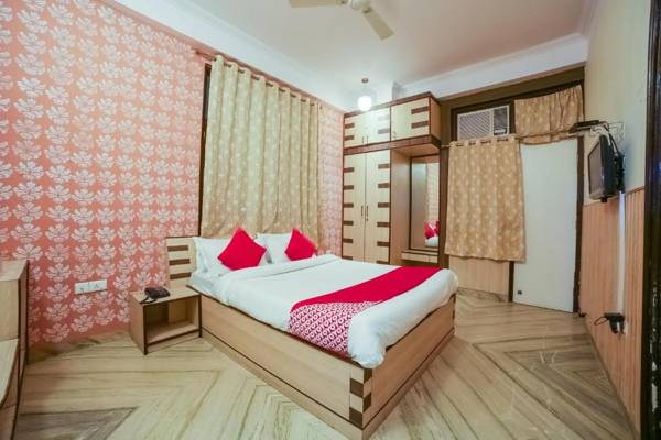 Capital O 37274 The Royal Palace