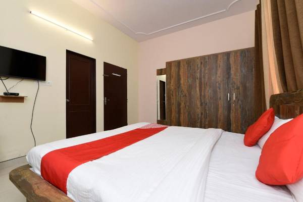 OYO Flagship 35995 Hotel Orient Dev Palace