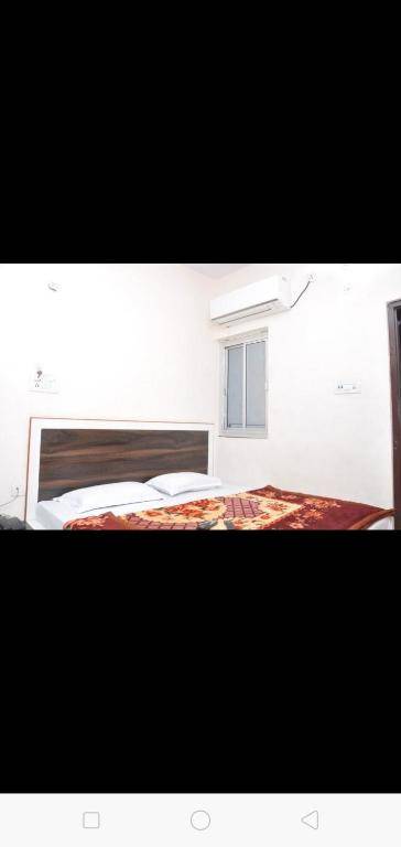 SPOT ON 40175 kanak Guest house