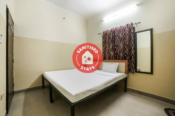 OYO 44365 Hotel Sunshine