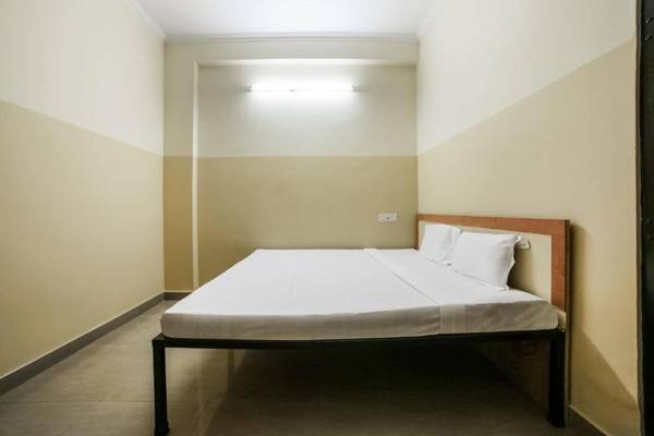 OYO 44365 Hotel Sunshine