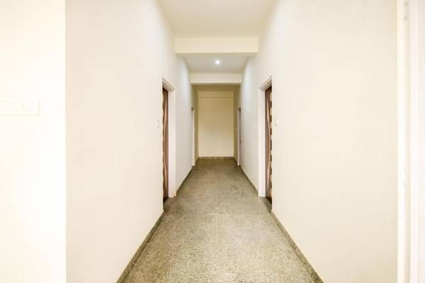 OYO 45931 Hotel Ganesham