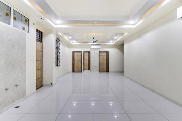 OYO 65866 Shagun Home