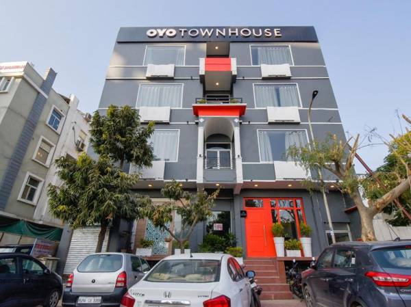 OYO Townhouse 322 Hotel Jaiman
