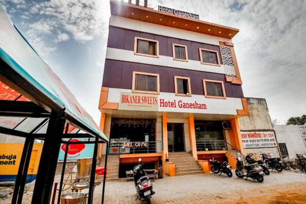 OYO Flagship 71491 Hotel Shri Ganesham