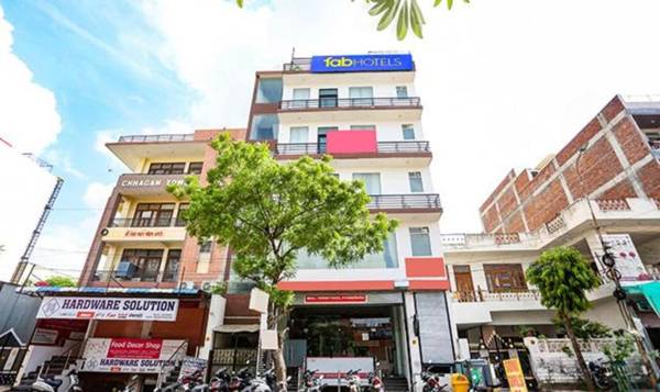 FabHotel Grand Capitol