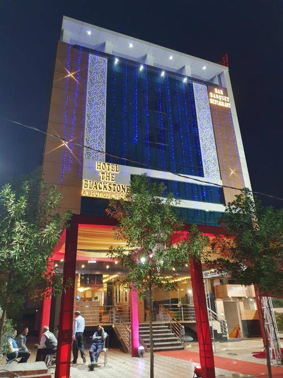 HOTEL THE BLACKSTONE