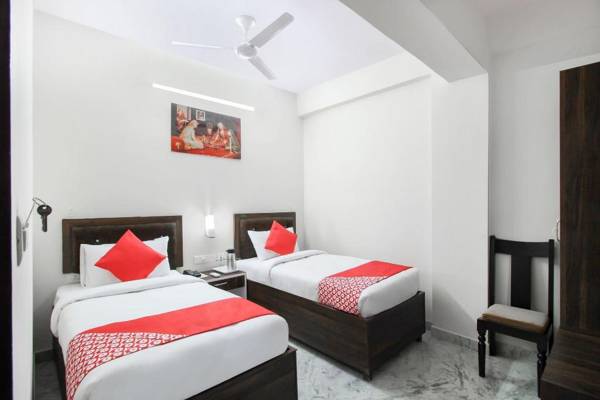 OYO 35787 Hotel Lotus