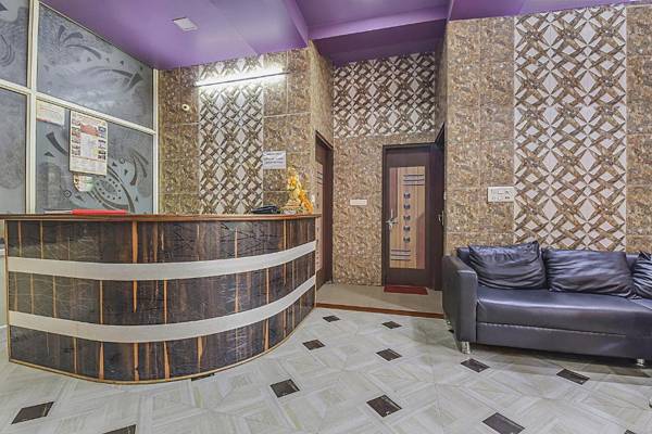 Collection O 83290 Hotel Dev Palace