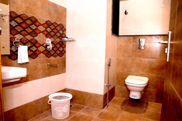 HOTEL GRAND KUKAS RESIDENCY