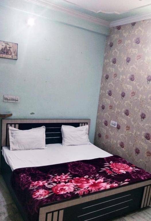 OYO 85823 Ana Palace