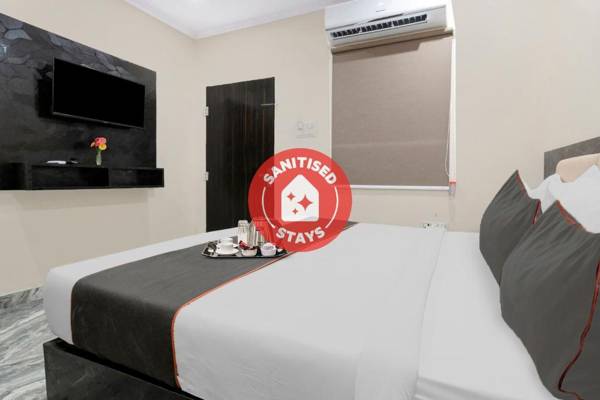 Collection O 37742 Hotel Golden Leaf