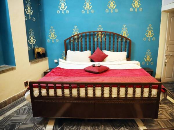 OYO 87552 Ad-1 Hotel