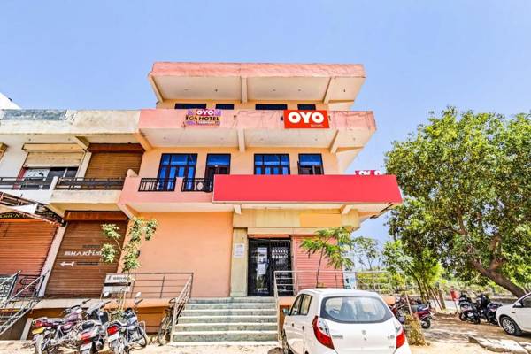 OYO 87824 Hotel Gs