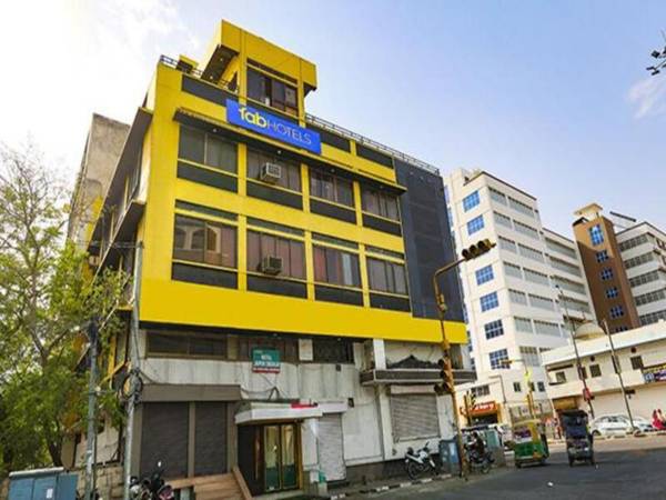 FabHotel Jaipur Emerlad