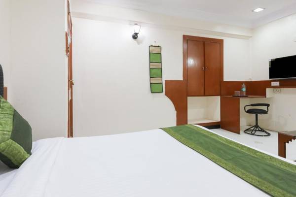 Treebo Trend Omni Palace