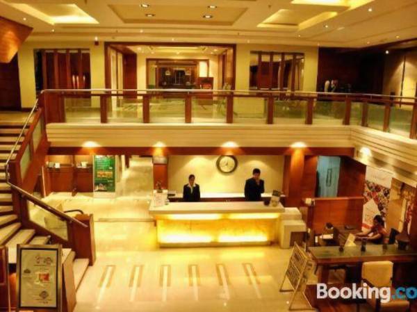 SureStay Plus Hotel by Best Western Indore