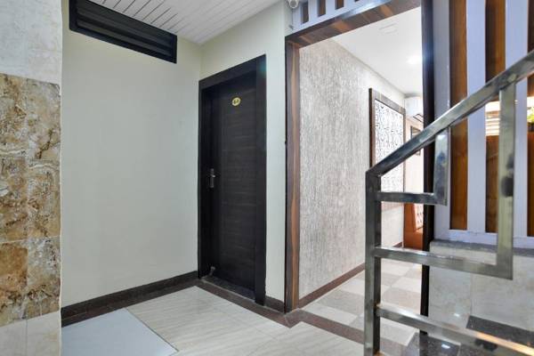 OYO 82307 Hotel Zodiac