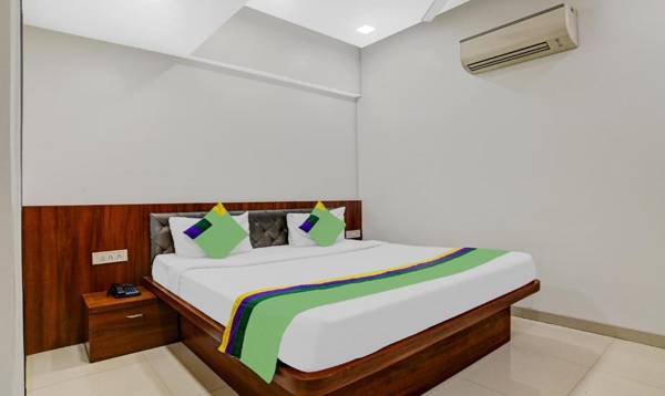 Treebo Trend Ten Eleven Grand