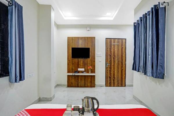 OYO Flagship 92690 Hotel Jayesh Inn