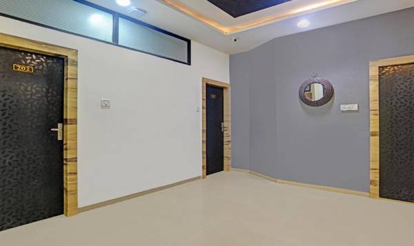 Treebo Trip Hotel Saurabh