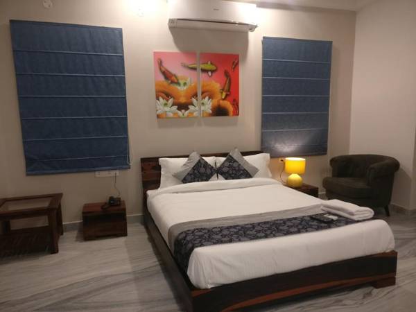 Misty Lake Guest House