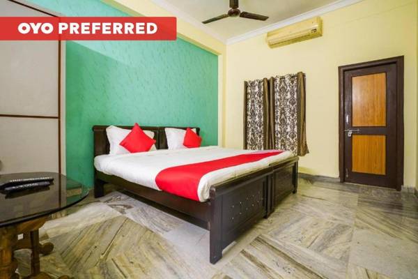 OYO 19121 V G Guest House