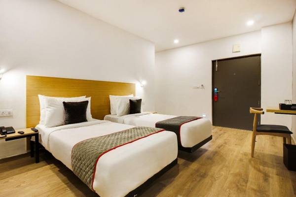 OYO 74355 Oyo Townhouse 252 Rcc Prime