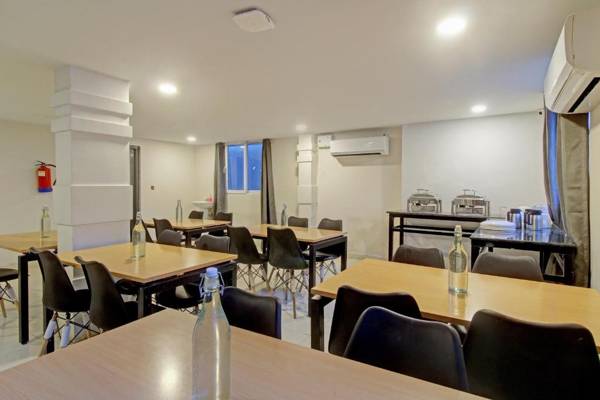 OYO Townhouse 572 RCC Skyline