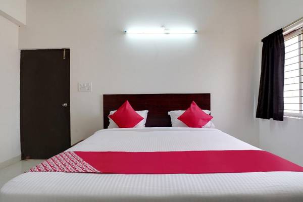 OYO 41102 Hyderabad Elite