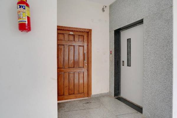 OYO 41102 Hyderabad Elite