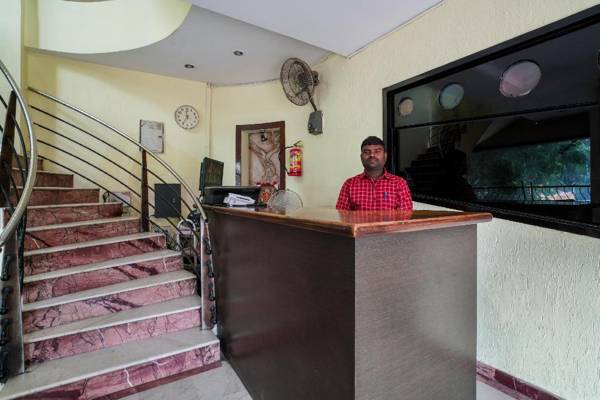 OYO 47785 Hotel Pariwar Inn